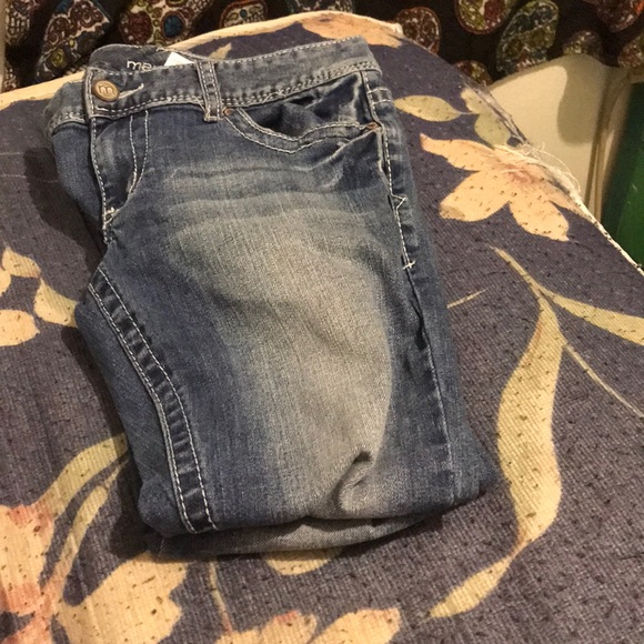 Jeans - Picture 2 of 4